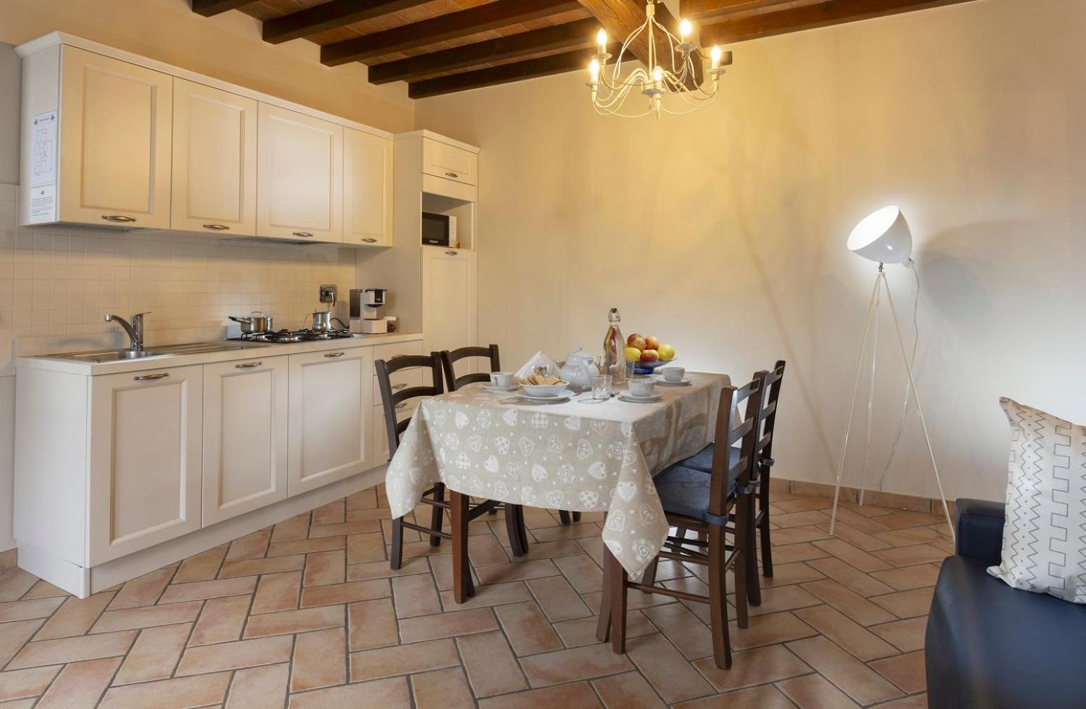 Agriturismo Il Brugnolo Скандиано Экстерьер фото