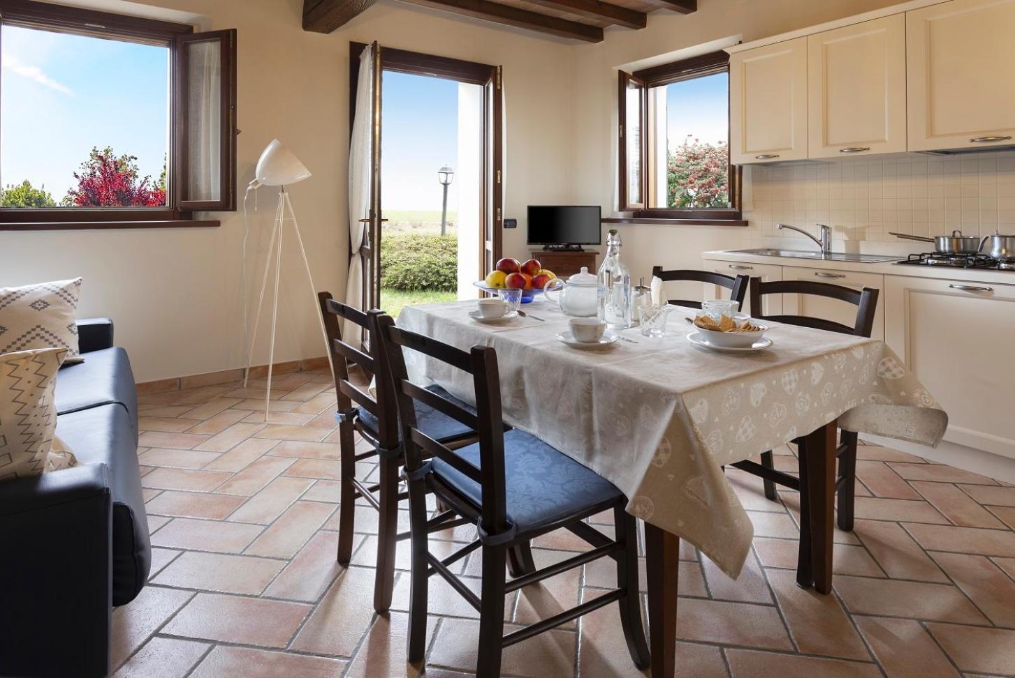 Agriturismo Il Brugnolo Скандиано Экстерьер фото