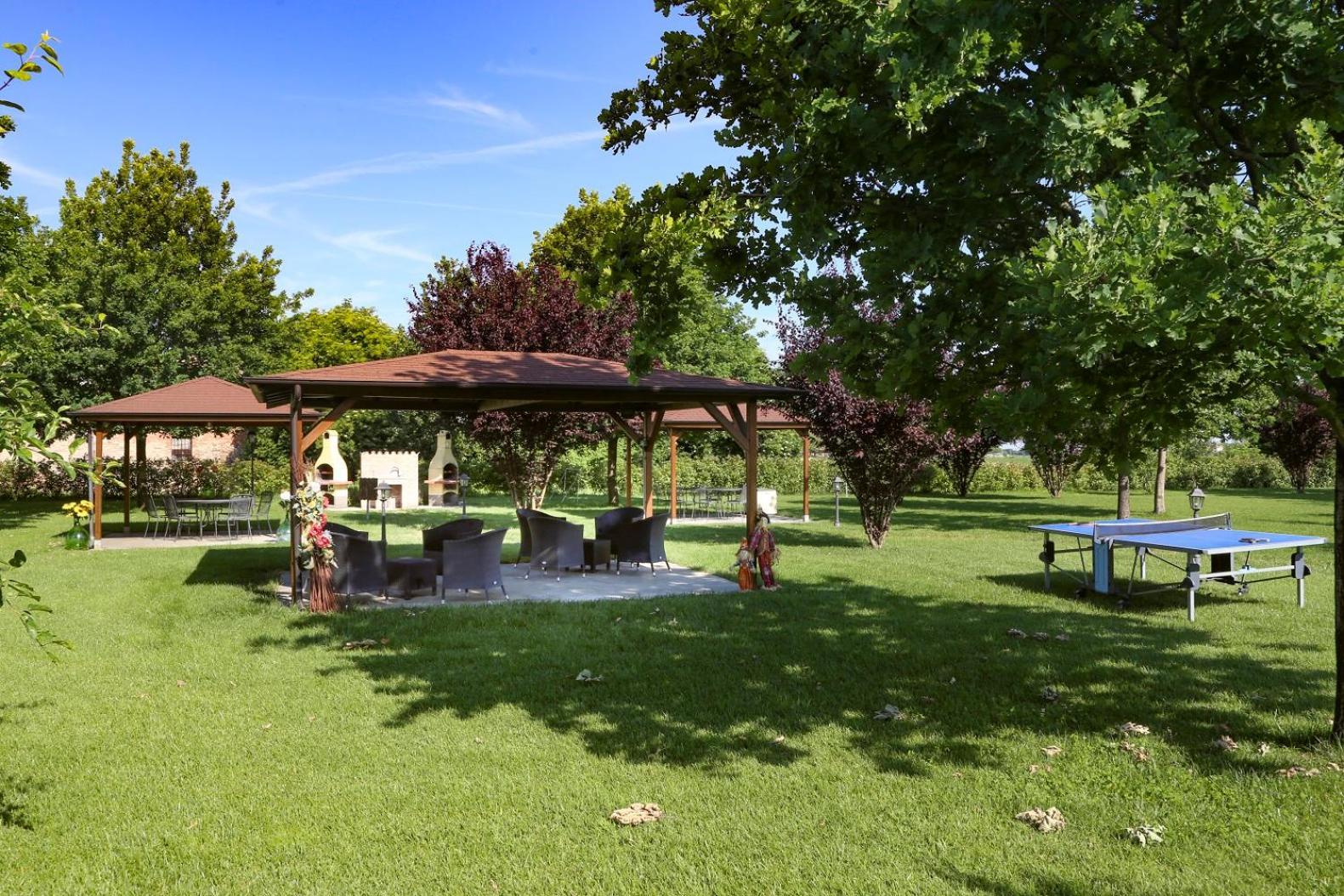 Agriturismo Il Brugnolo Скандиано Экстерьер фото