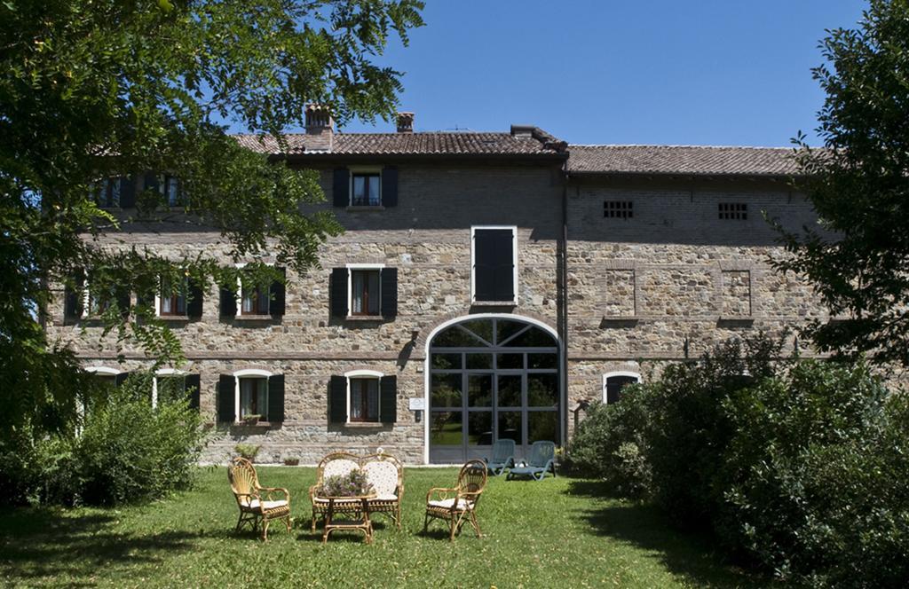 Agriturismo Il Brugnolo Скандиано Экстерьер фото
